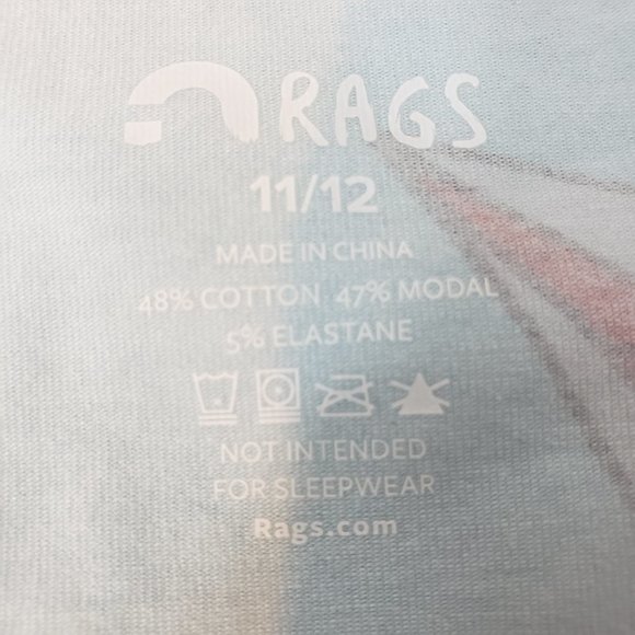 RAGS Blue Shooting Stars Tank Top with Red Pocket and Trim 3/4Y - Picture 6 of 7